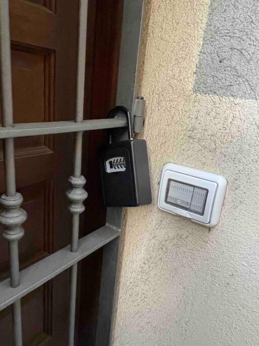 Perugia Home Apartment La Finestra Di Fronte エクステリア 写真